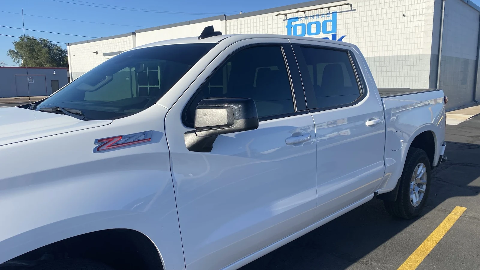 Elojos Window Tint in Garden City, KS